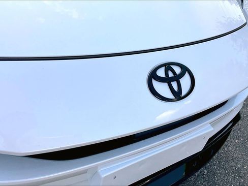 Used 2026 Toyota Prius AWD image 29
