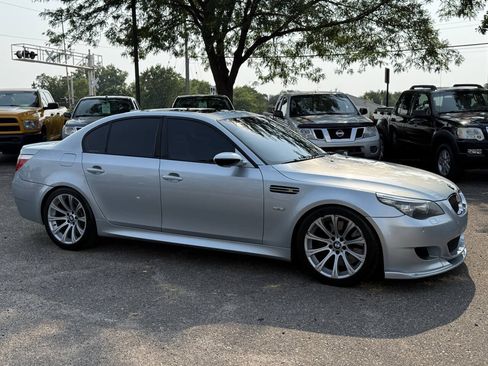 Used 2008 BMW M5 RWD image 3