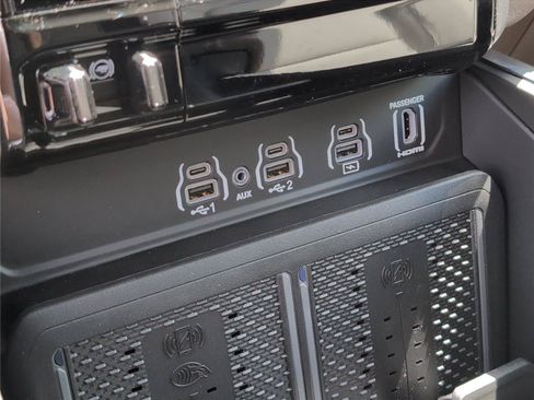 New 2026 RAM 1500 Laramie AWD/4WD image 26