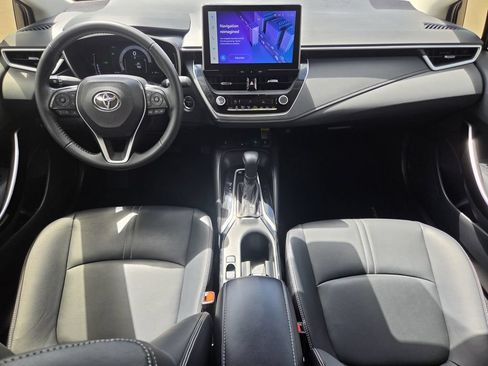 Used 2025 Toyota Corolla XLE FWD image 13