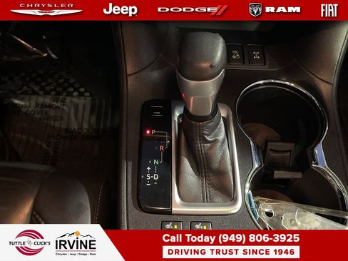 Used 2019 Toyota Highlander XLE image 19