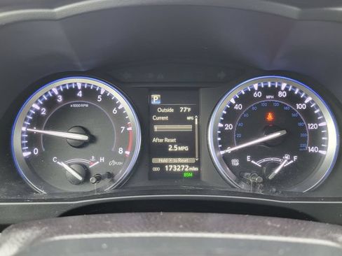 Used 2017 Toyota Highlander XLE AWD/4WD image 14