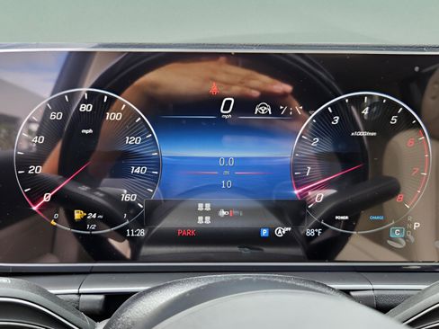 New 2026 Mercedes-Benz GLS 450 4MATIC image 18