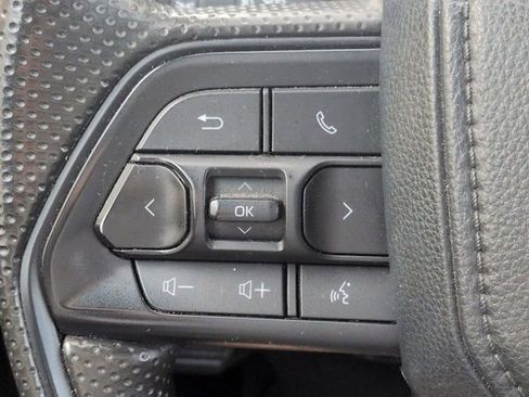 Certified 2024 Toyota Tacoma SR5 AWD/4WD image 23