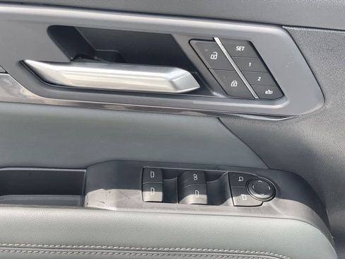 New 2026 GMC Terrain AT4 w/ Convenience Package III image 30