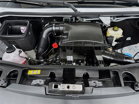 Used 2023 Mercedes-Benz Sprinter 2500 image 27