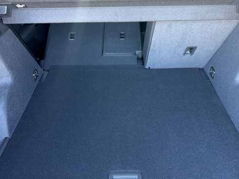 New 2025 Audi Q3 2.0T Premium image 12