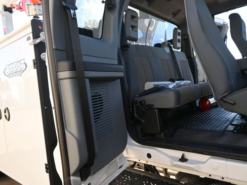 New 2026 Ford F750 2WD SuperCab Super Duty image 26