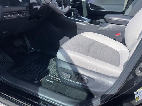 Used 2023 Toyota RAV4 XLE w/ Convenience Package image 17