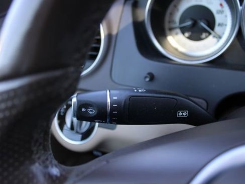 Used 2014 Mercedes-Benz C 300 4MATIC Sedan image 8