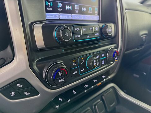 Used 2018 GMC Sierra 1500 SLT AWD/4WD image 10