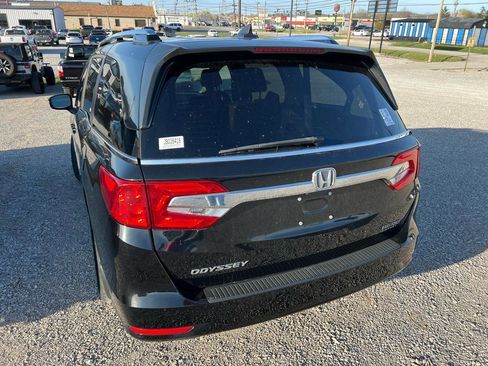 Used 2018 Honda Odyssey EX-L image 3