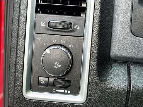 Used 2013 RAM 2500 Big Horn image 11