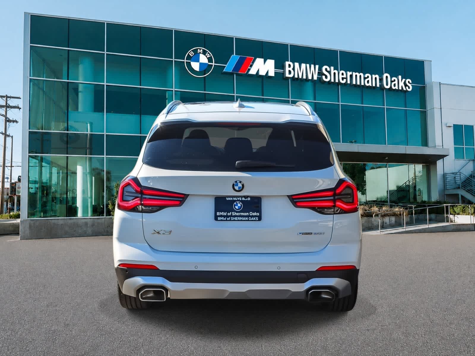 Used 2024 BMW X3 sDrive30i w/ Convenience Package RWD image 5