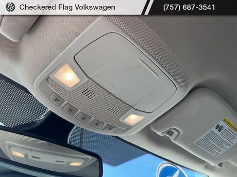 Used 2024 Ford Edge Titanium AWD/4WD image 19