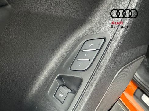 Certified 2025 Audi Q3 2.0T Premium Plus w/ Premium Plus Package AWD/4WD image 32