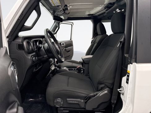 Used 2023 Jeep Wrangler Sport image 11