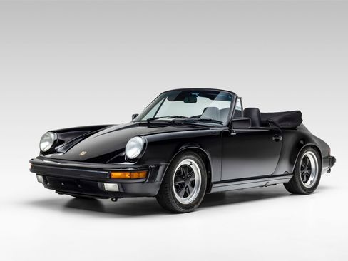 Used 1989 Porsche 911 Carrera RWD image 2
