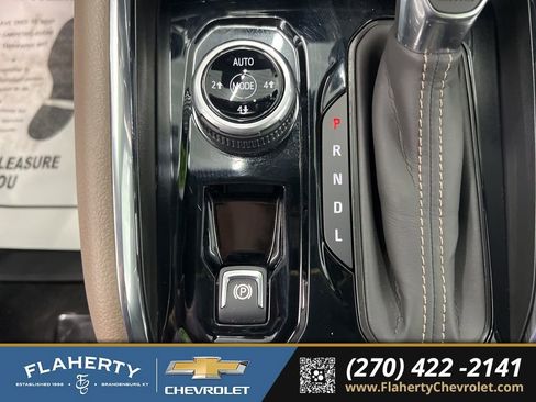 Used 2024 GMC Canyon Denali image 29