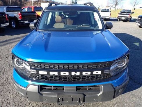 Certified 2025 Ford Bronco Sport Outer Banks w/ Outer Banks Tech Package+ AWD/4WD image 11