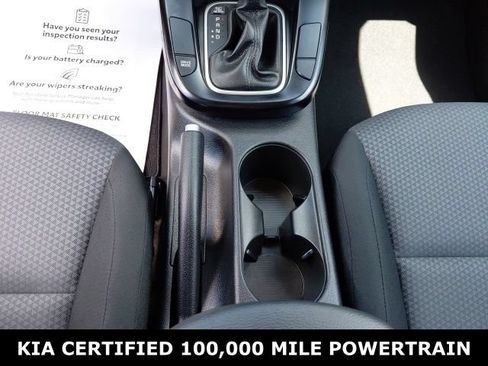 Certified 2025 Kia Soul LX w/ LX Technology Package FWD image 13