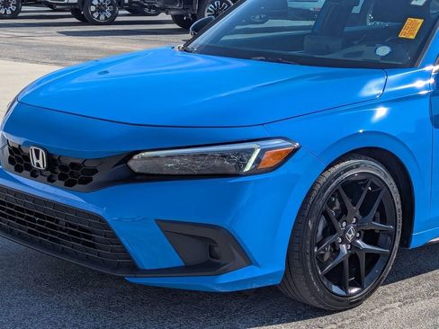 Used 2024 Honda Civic Sport image 6