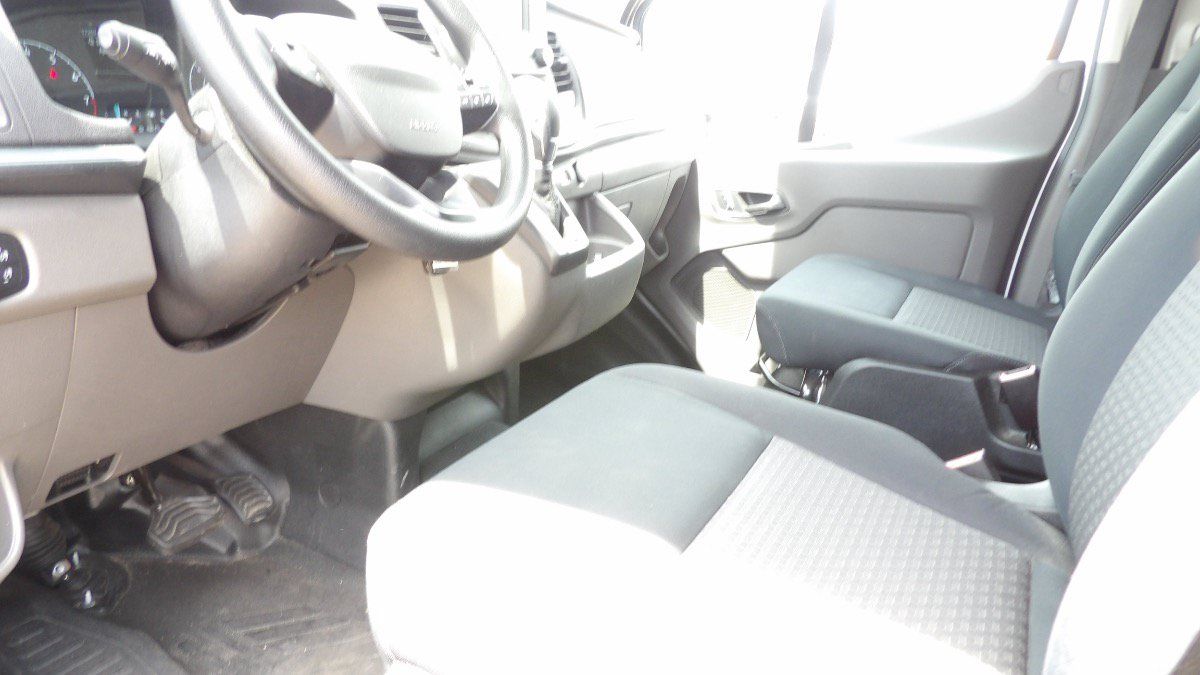 Used 2025 Ford Transit 250 Low Roof w/ Exterior Upgrade Package RWD image 10