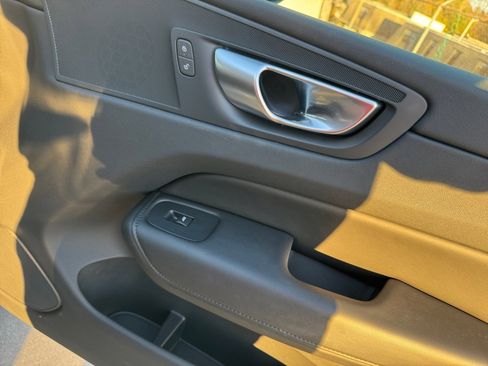 Certified 2024 Volvo XC60 B5 Plus w/ Climate Package image 31