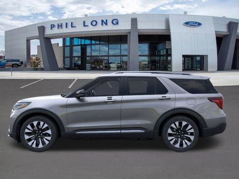 New 2026 Ford Explorer Platinum AWD/4WD image 3