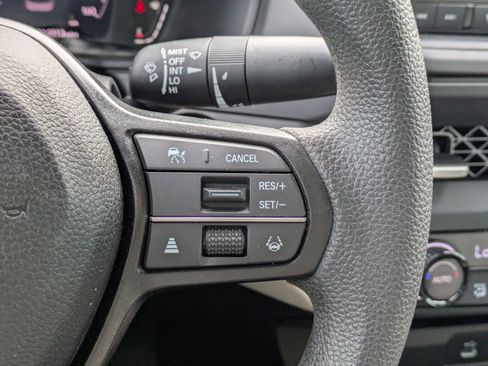 Used 2024 Honda Accord EX image 25