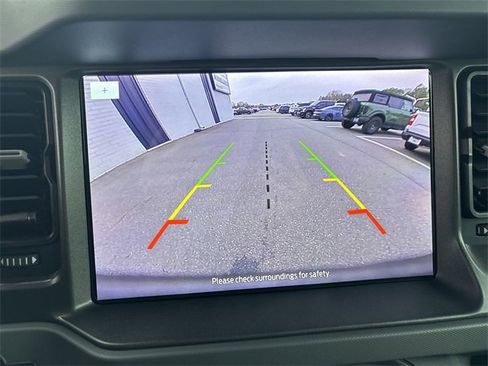 Used 2024 Ford Bronco Big Bend image 25