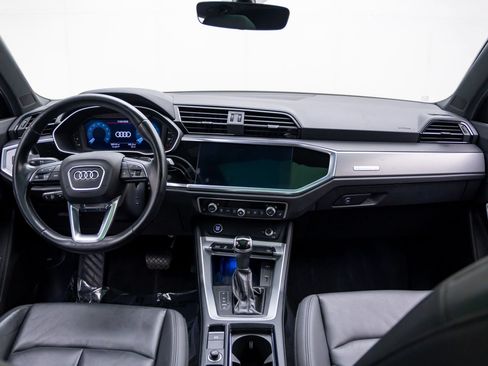 Used 2021 Audi Q3 2.0T Premium Plus w/ Premium Plus Package AWD/4WD image 10