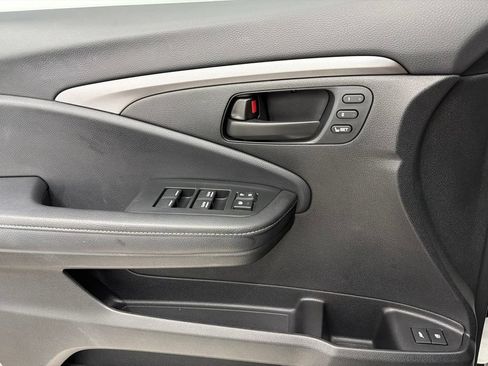 Used 2023 Honda Passport EX-L image 21