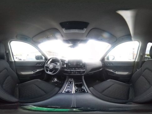 Used 2025 Nissan Pathfinder SV AWD/4WD image 44