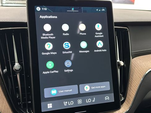 New 2026 Volvo XC60 B5 Ultra w/ Protection Package Premier image 17