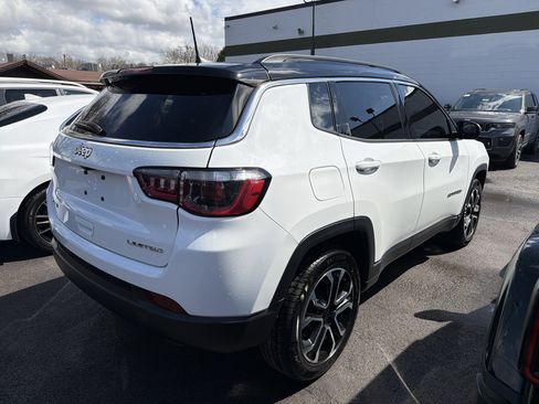 Used 2022 Jeep Compass Limited AWD/4WD image 7