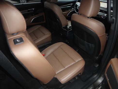 Used 2020 Kia Telluride SX w/ SX Prestige Package image 16