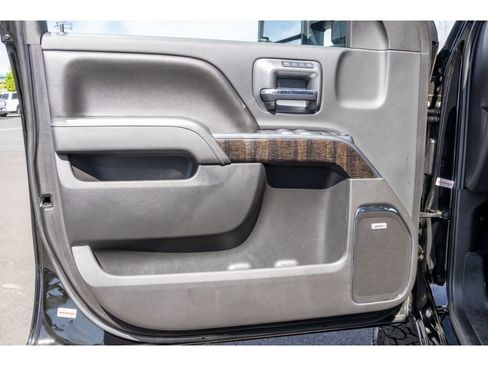 Used 2016 GMC Sierra 3500 Denali w/ Duramax Plus Package AWD/4WD image 18