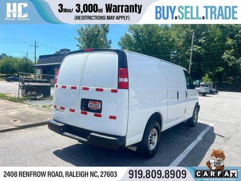 Used 2021 Chevrolet Express 2500 RWD image 6