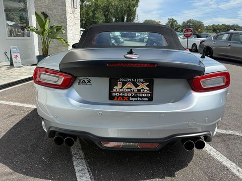 Used 2018 FIAT 124 Spider Abarth w/ Convenience Group RWD image 25