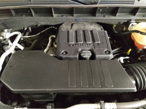 Used 2022 GMC Sierra 1500 Elevation image 30