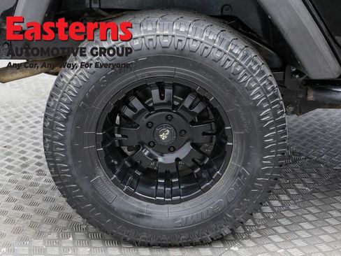 Used 2017 Jeep Wrangler Unlimited Sport w/ Quick Order Package 24S image 28