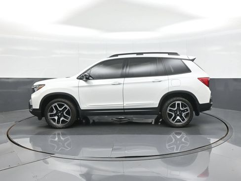 Used 2022 Honda Passport Elite image 4