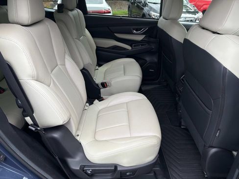 Used 2023 Subaru Ascent Limited w/ Technology Package AWD/4WD image 15