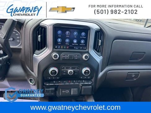 Used 2022 GMC Sierra 2500 SLT w/ SLT Premium Package image 17