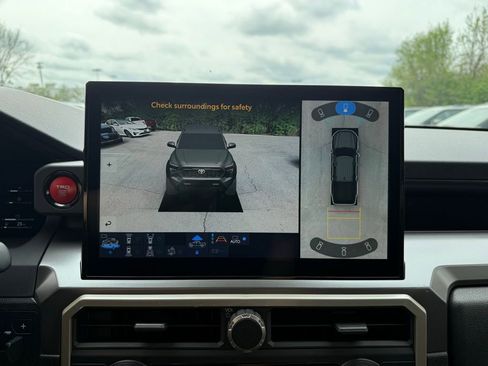 Used 2025 Toyota Tacoma TRD Sport w/ TRD Sport Premium Package image 44