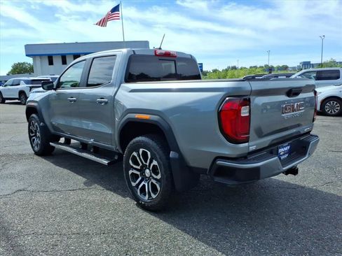Used 2023 GMC Canyon AT4 w/ AT4 Premium Package AWD/4WD image 5