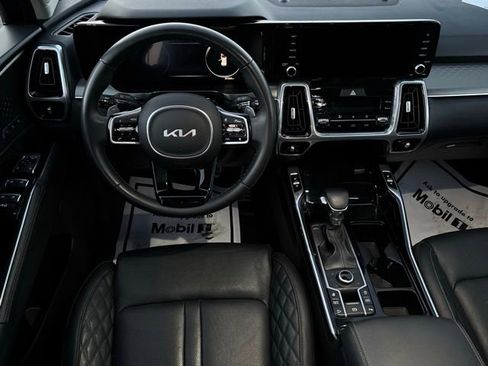 Used 2023 Kia Sorento SX image 16