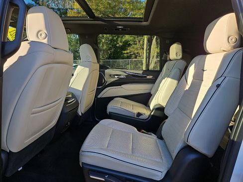 Used 2021 Cadillac Escalade ESV Sport w/ Driver Assist Tech Package image 10