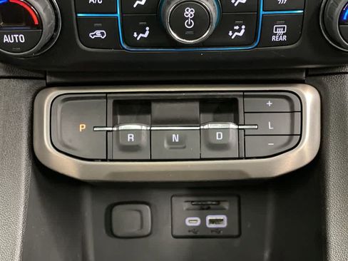 Used 2022 GMC Acadia Denali w/ Denali Ultimate Package AWD/4WD image 26